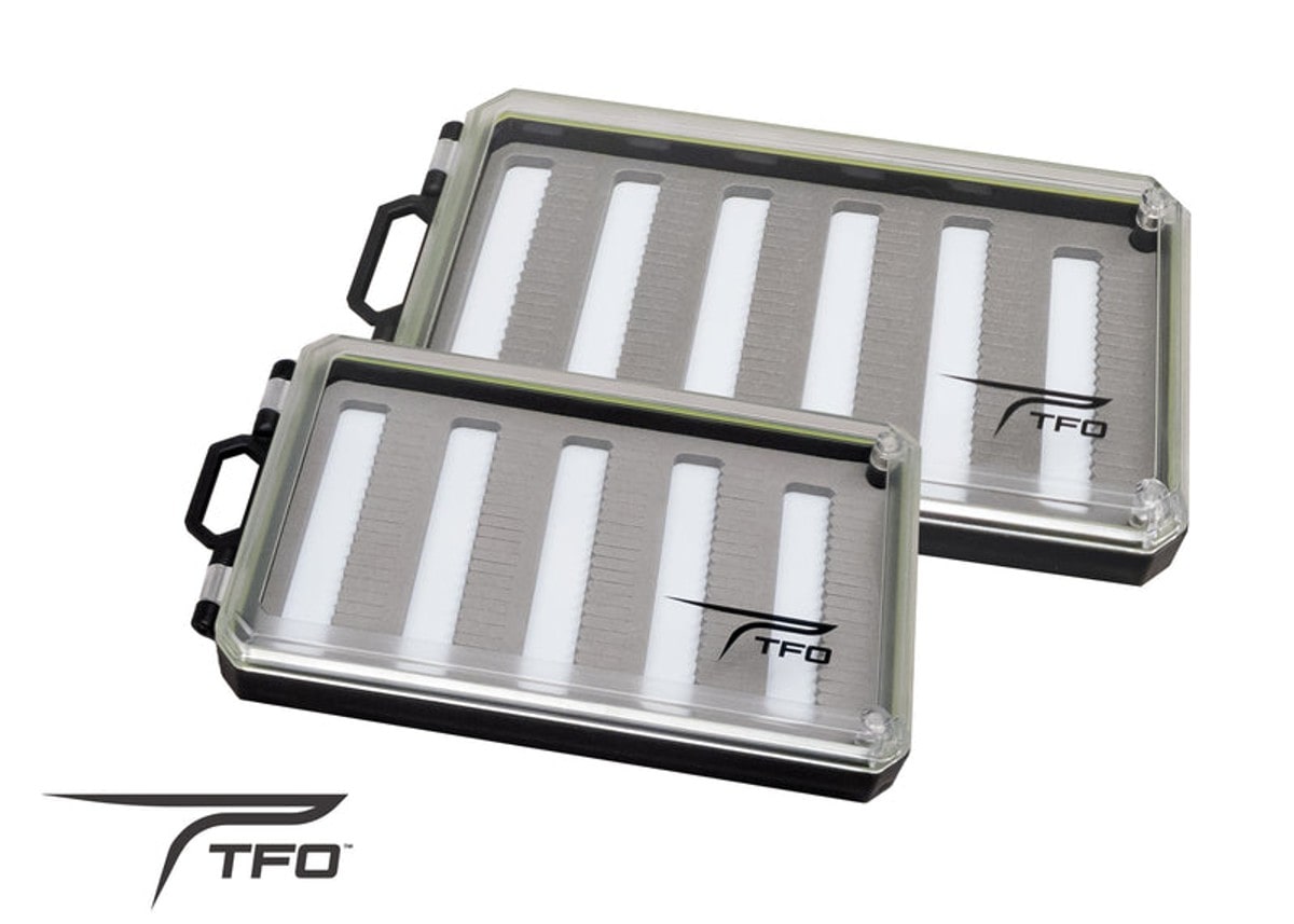 TFO Clear Fly Box with Magnetic Catch